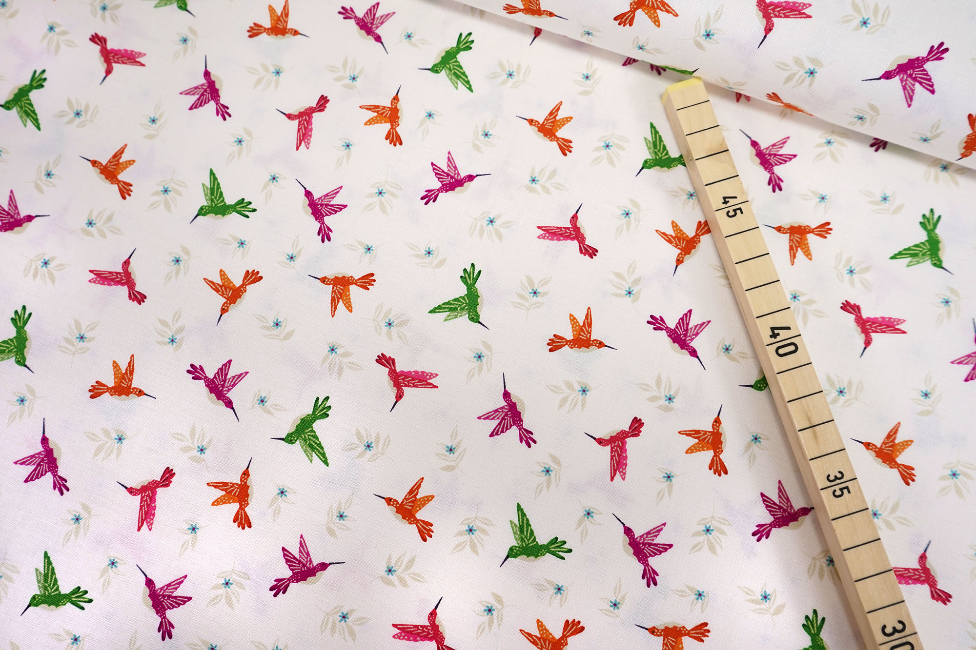 makower • Jewel Tones • Hummingbird • cream