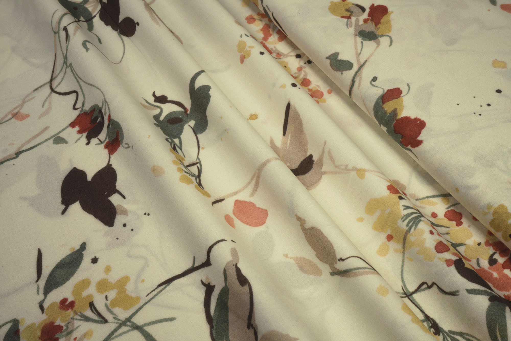 BIO Baumwollstoff C Pauli soft Popeline fein Isko Blumen Erdtöne auf beige