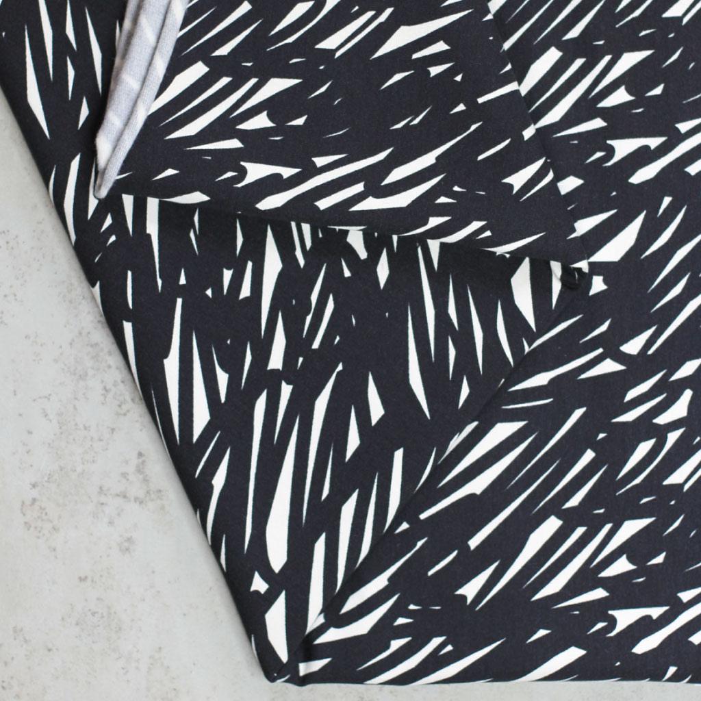 meet MILK • Sava Sweat Sketchy • black