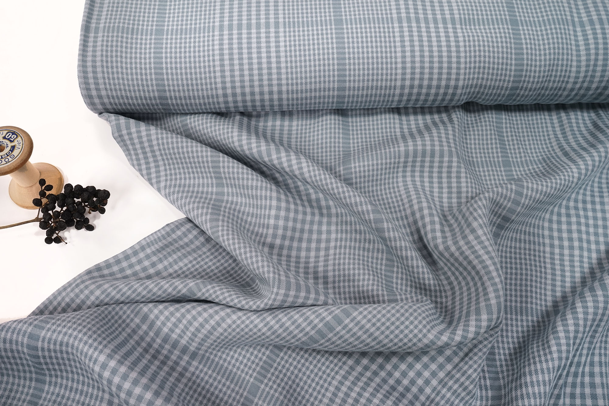 meet MILK Viskose Two-Tone Plaid sky