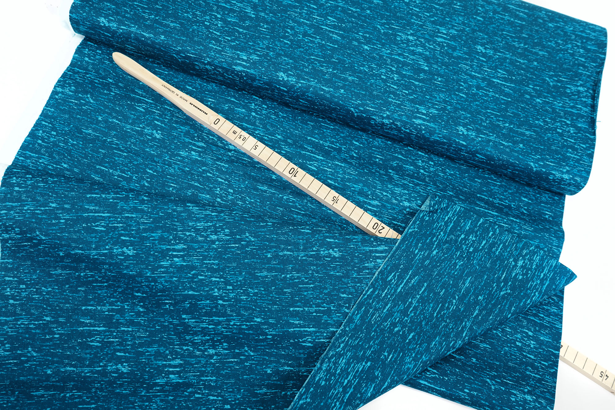 makower • Elements Texture • Ocean 2404/B8