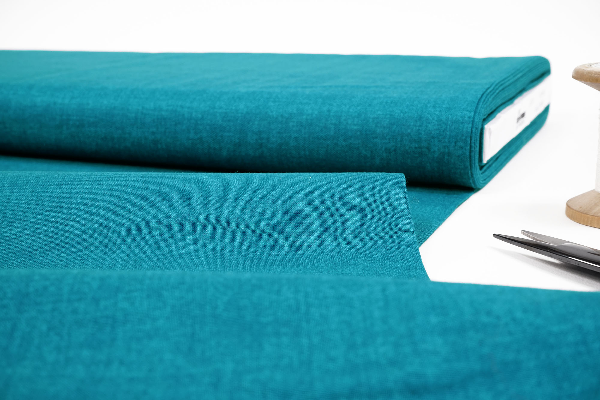 makower Linen Texture 60 Shades Marine 1473 B9