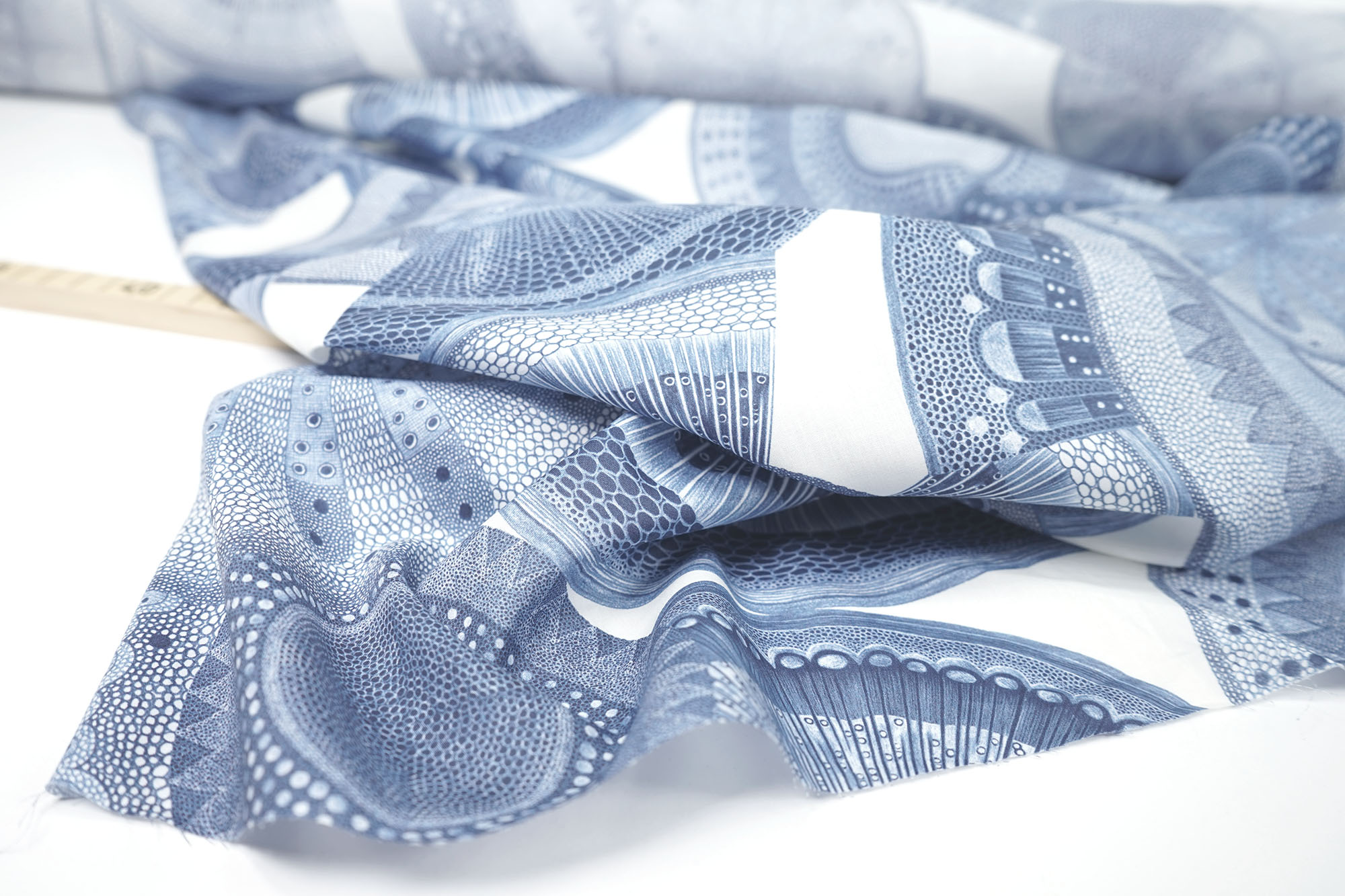 Liberty Fabrics • Microscopic Floral • Tana Lawn™ Cotton