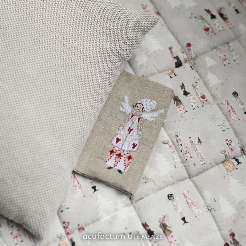 Tuchfühlung • Kissen, Plaids und Accessoires • acufactum