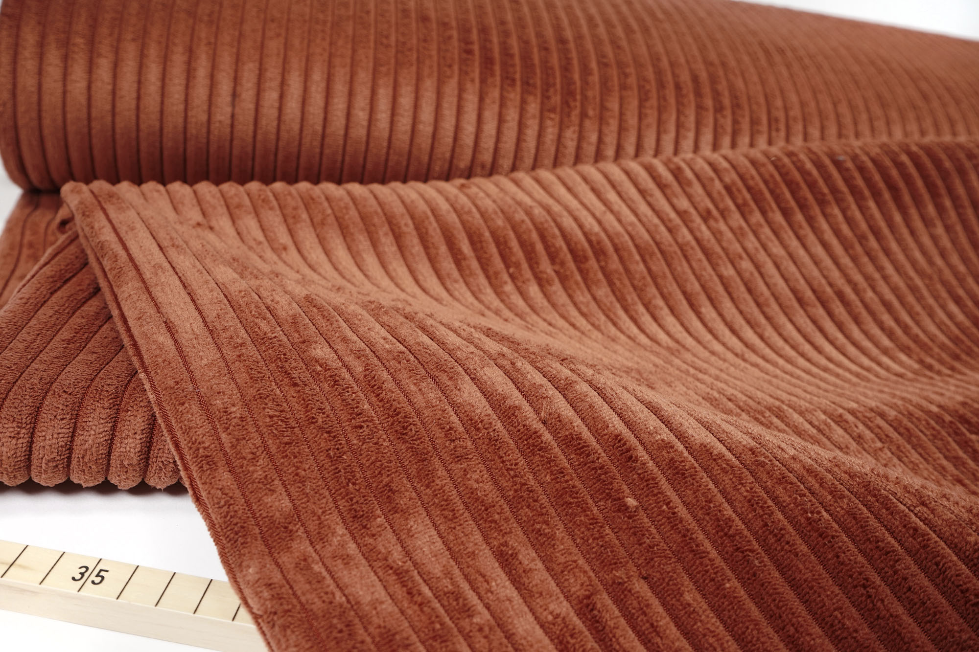 Breitcord • Cord Samt • Wanja • terracotta