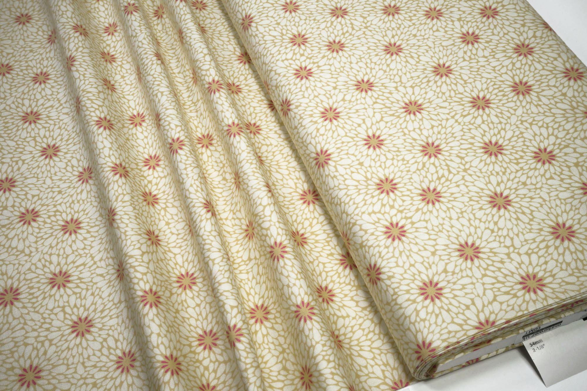 makower Sundance Petrals Ivory 1925 Q