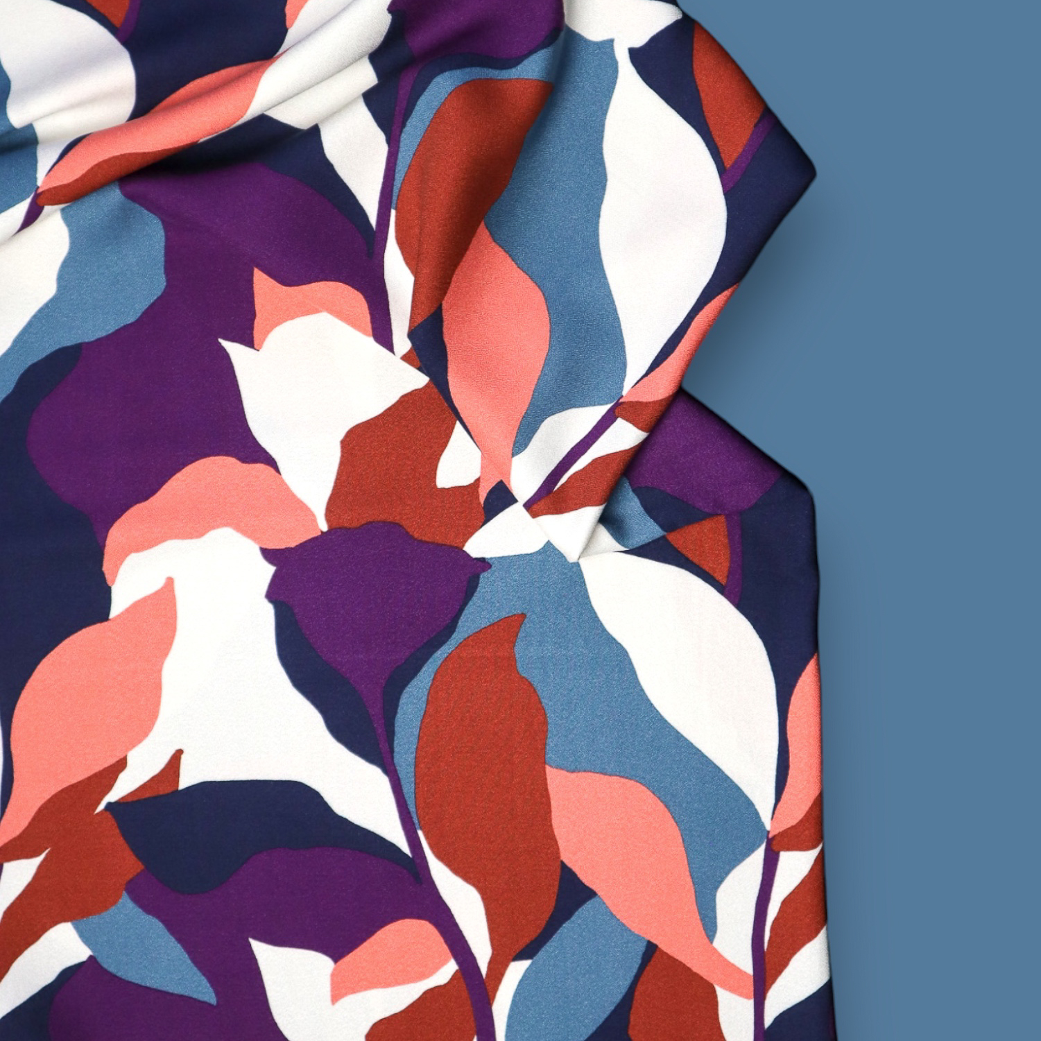 mind the MAKER • Leia Crepe • Bouquet • EcoVero™ • Viskose-Krepp