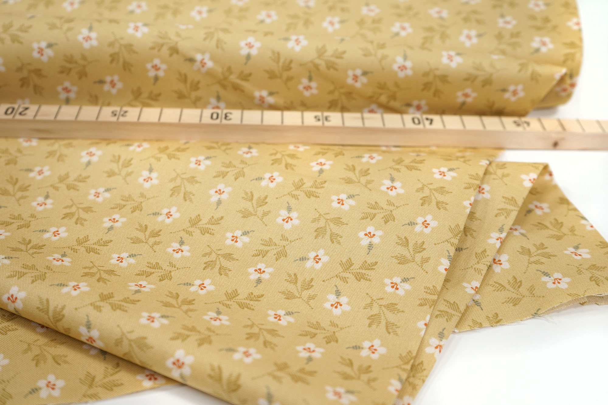 andover • Lady Tulip • Petit Bloom • Gold • Edyta Sitar