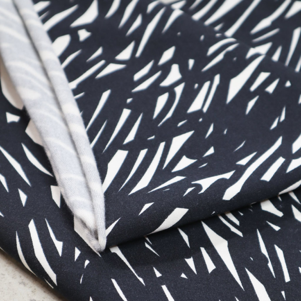 meet MILK • Sava Sweat Sketchy • black