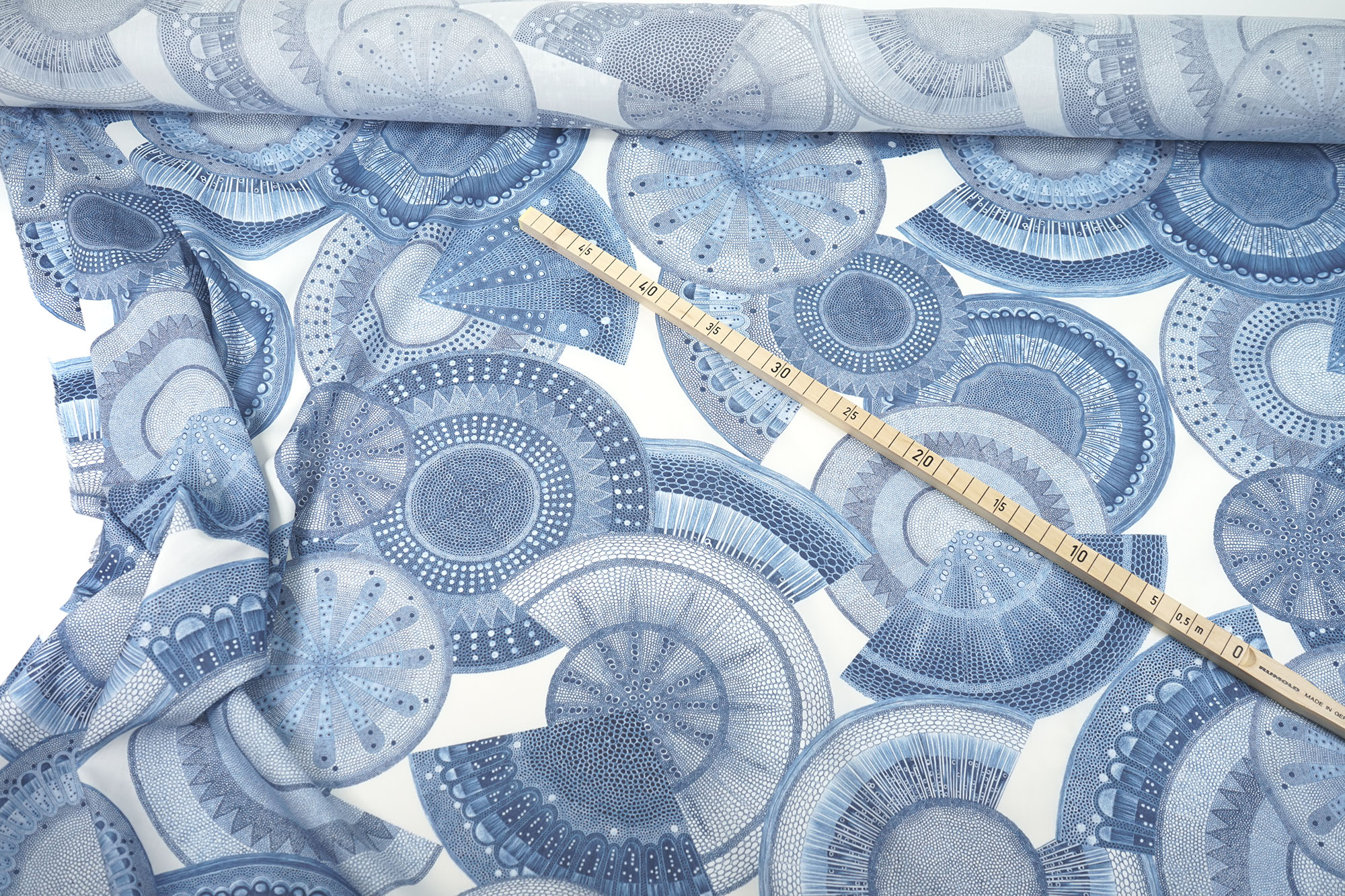 Liberty Fabrics • Microscopic Floral • Tana Lawn™ Cotton