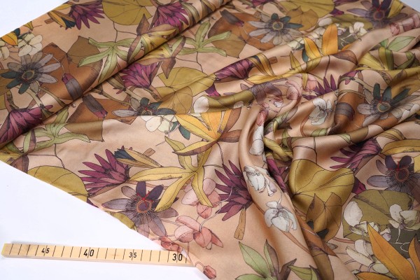 C. PAULI • Tropical Flowers • Viskose-Satin • EcoVero™